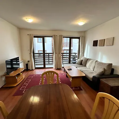 Gramadeto Two Bedroom Next To Gondola דירה בנסקו
