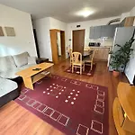 Daire Gramadeto Two Bedroom Next To Gondola