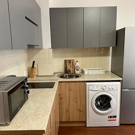 Gramadeto Two Bedroom Next To Gondola アパート