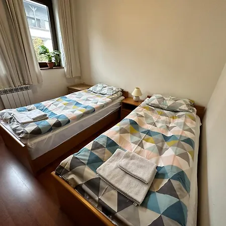 Gramadeto Two Bedroom Next To Gondola アパート